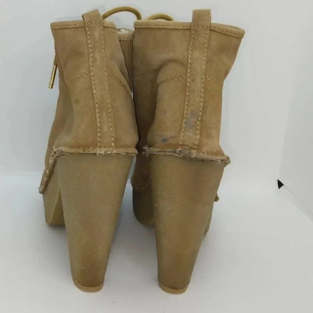 Michael Kors Designer Women's Pre-owned Leather Sherpa Lined Boots - sz. 10